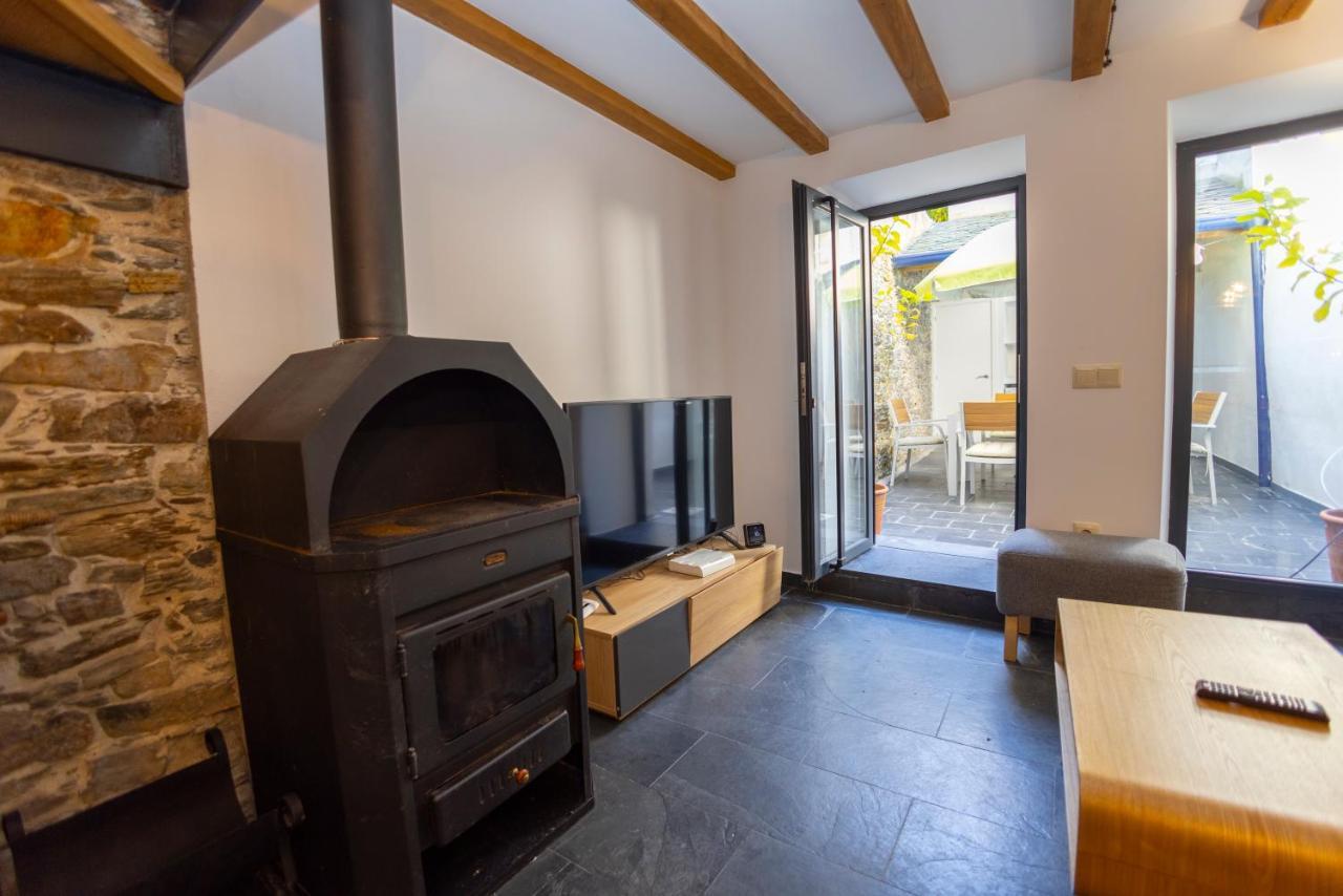 Casa Jovellanos De Casas Das Figueiras En Ria Eo-Ribadeo カストロポル エクステリア 写真